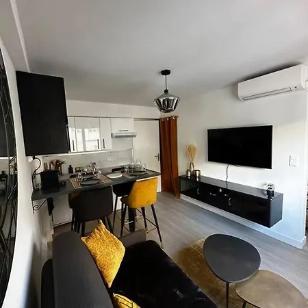 Joli F2, 7 Min De La Gare Apartment
